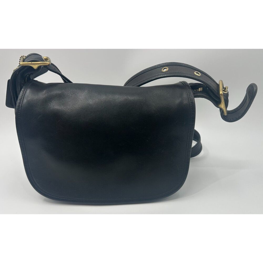 Coach Vintage Patricia's Legacy black Leather USA Messenger Bag 9951